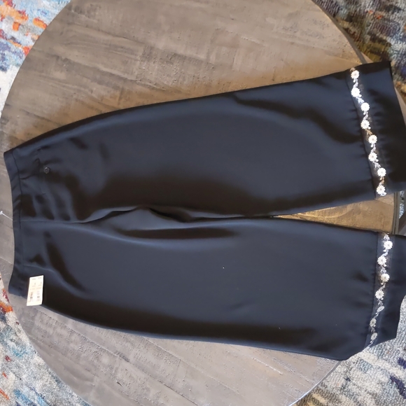 Harolds Womens Black Pants Fan Detail - Picture 5 of 8